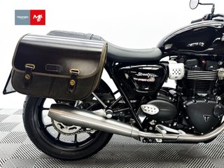TRIUMPH STREET TWIN 2019 12391 kms.