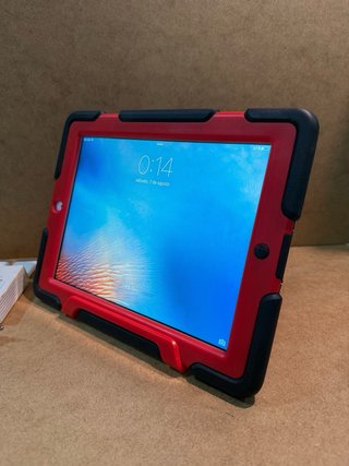 iPad 3ª Gen 64GB Wi-Fi + 4G (A1430) + Accesorios