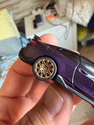 Mini GT BMW M4 M-Performance Daytona Violet