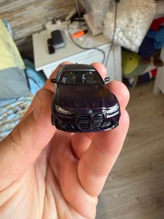 Mini GT BMW M4 M-Performance Daytona Violet