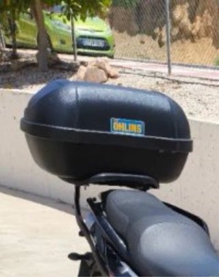 Baúl para 2 cascos  Yamaha FZ6