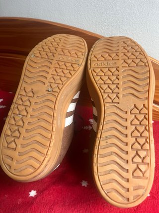 Sneakers Adidas Marrone Taglia 42