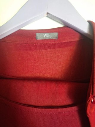 Conjunto  Rojo Burdeos Talla 46 española