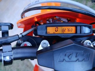 KTM 350 EXC-F 2016; Solo 83hrs.