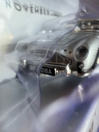 Mini GT Skyfall Aston Martin DB5