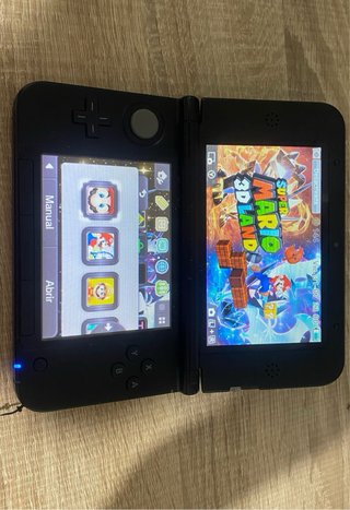 Nintendo 3DS XL con extras en la tarjeta SD