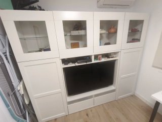 Mueble TV Blanco Ikea con Vitrinas