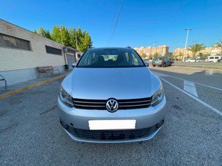 Volkswagen Touran 2011
