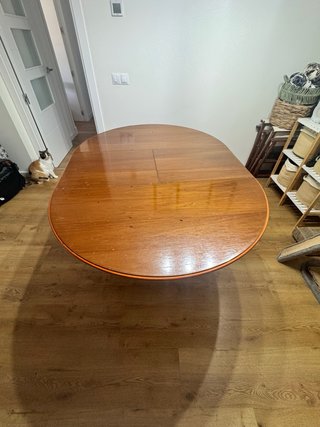 Mesa redonda extensible de madera