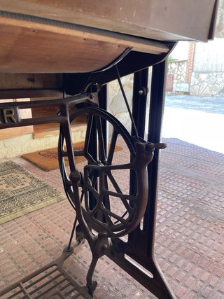 Máquina de coser antigua
