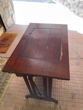 Máquina de coser antigua