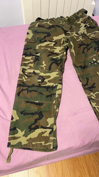 Pantalón cargo militar-camuflaje