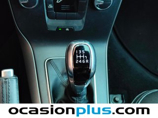 Volvo V40 T2 Kinetic 90 kW (122 CV)