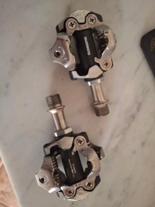 Pedales Shimano XT m8000