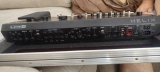Pedalera Multiefectos Line6 Helix Floor