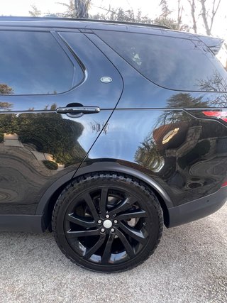 Land Rover Discovery 2020
