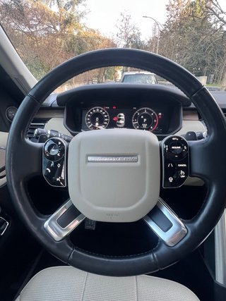 Land Rover Discovery 2020
