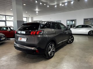 Peugeot 3008 225 eEAT8 Allure Pack (2023)