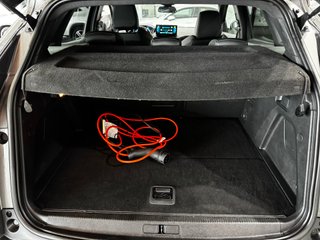 Peugeot 3008 225 eEAT8 Allure Pack (2023)