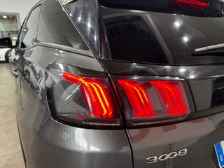 Peugeot 3008 225 eEAT8 Allure Pack (2023)