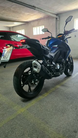Keeway 125 Naked Azul/Negra