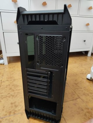 Case Cougar Edizione Limitata