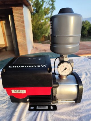 Bomba de agua Grundfos