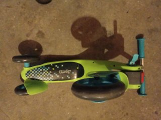 Triciclo per bambini a 3 ruote blu