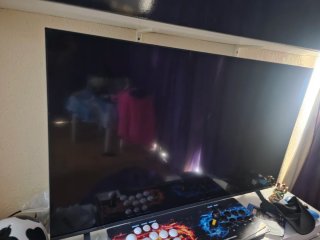 Televisor Negro y Gris 50 pulgadas