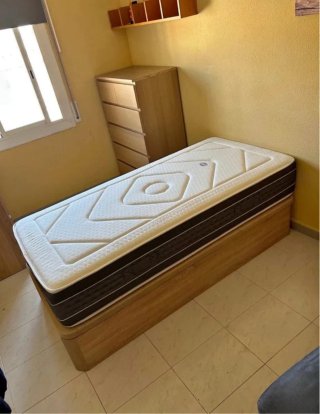 Canapés y colchónes nuevos individuales 90×190