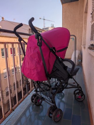 Carrito Salva Baby rosa usado