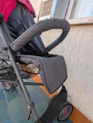 Carrito Salva Baby rosa usado