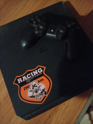 PS4 + 2 Mandos + 10 Juegos