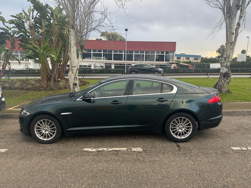 Jaguar XF 2012 - foto 1