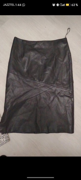 Falda polipiel negra Talla M