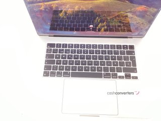 portatil apple apple macbook air m3 8-core 4.0 15 (10gpu) (2024) (a3114)