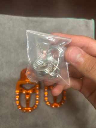 Estriberas Moto Naranja Aluminio
