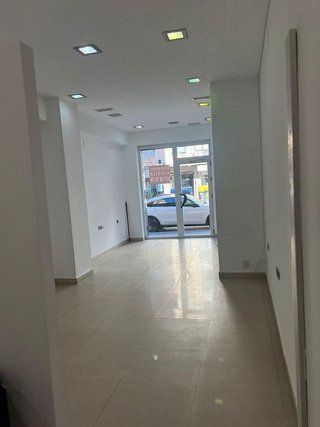 Local comercial en venta en Barrio de Zaidín en Granada