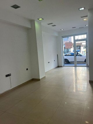 Local comercial en venta en Barrio de Zaidín en Granada