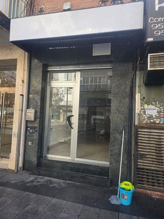 Local comercial en venta en Barrio de Zaidín en Granada