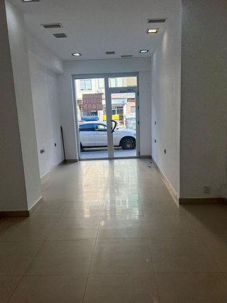 Local comercial en venta en Barrio de Zaidín en Granada