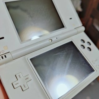 Dsi blanca (LEER DESCRIPCIÓN)