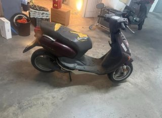 Yamaha Neos para piezas o entera con papeles