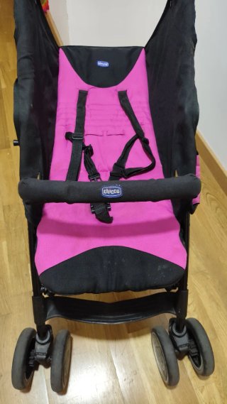 Silla de paseo marca Chicco rosa