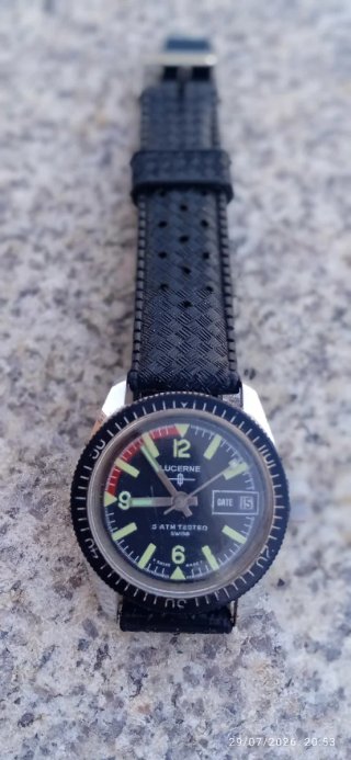 Reloj suizo vintage Lucerne Swiss Diver 5 ATM