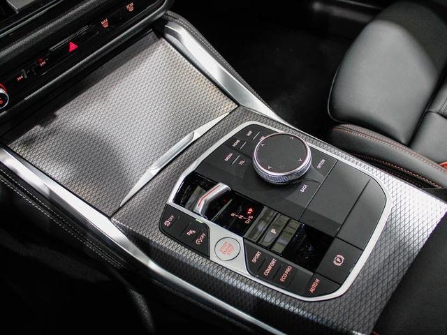 BMW Serie 4 2025, foto 19
