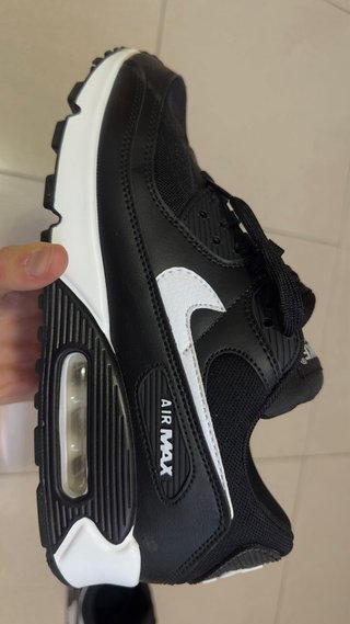 Nike Air Max Scarpe Nere e Bianche