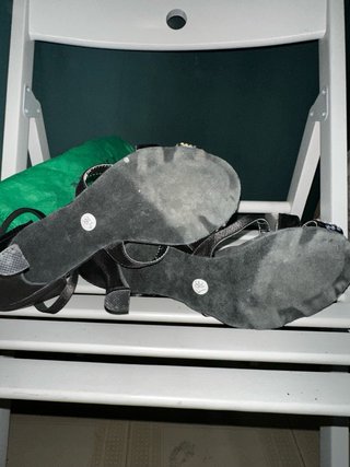 Zapatos de baile latino con pedrería