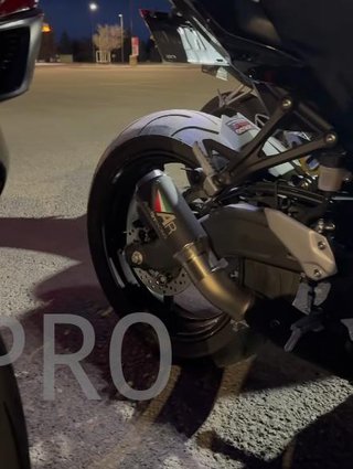 Linea de escape Austin Racing Kawasaki ZX4R