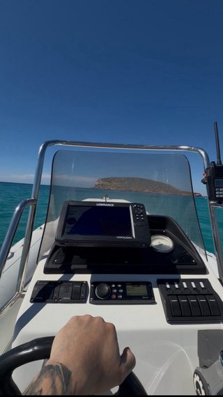 Barco sacs 6,20  Evinrude E-TEC
